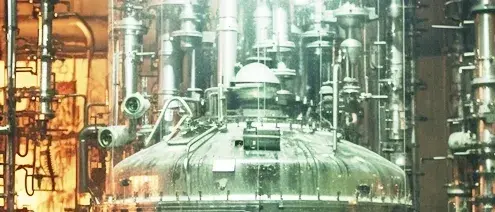 عمليات التقطير في تكنولوجيا البتروكيماويات