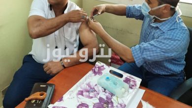تطعيم العاملين بمنطقة شبين الكوم