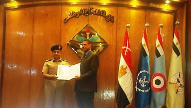 الزميل ياسين حسن الشريف يتسلم شهادة اجتياز دورة إدارة الأزمات و التفاوض