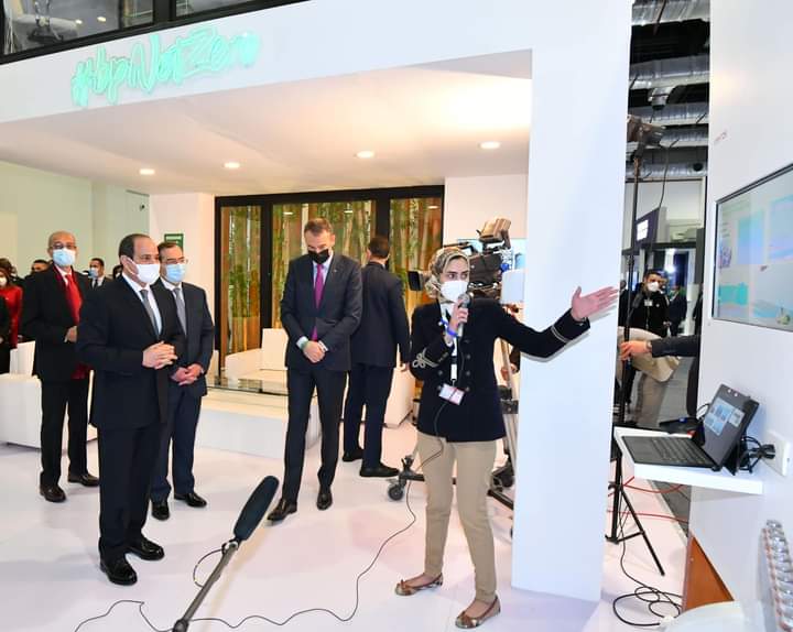 الرئيس السيسي يتفقد معرض إيجبس 2022
