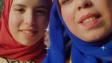 الزميلة فريدة الحفني ونجلتها إسراء