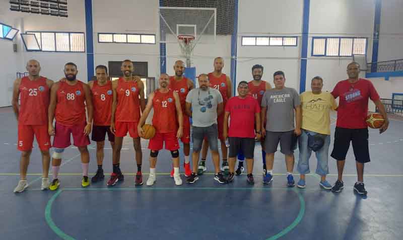 فريق كرة السلة 35 عام بشركة الإسكندرية للبترول 