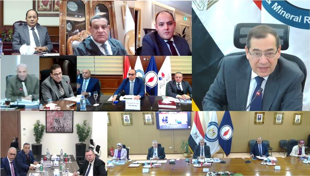 " وزير البترول " يترأس اجتماع الجمعيات العامة لشركات بتروجاس والتعاون ومصر والعامة للبترول 