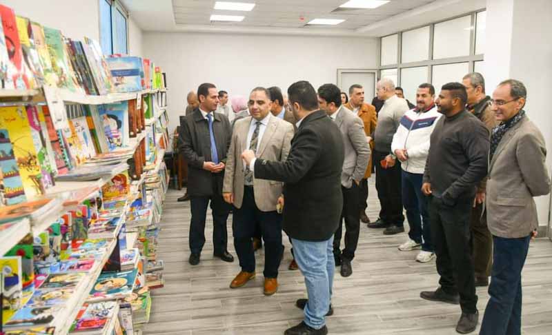 افتتاح معرضاً الكتاب للعاملين بالبتروكيماويات المصرية
