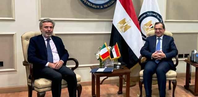 " وزير البترول " يبحث مع السفير الإيطالي بالقاهرة أوجه التعاون المشرك