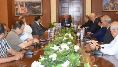 محافظ بورسعيد يجتمع مع وفد الاتحاد العربي للشركات