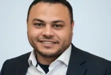 حصول نجل الزميلة " سعاد عبد النبي " على الماجستير