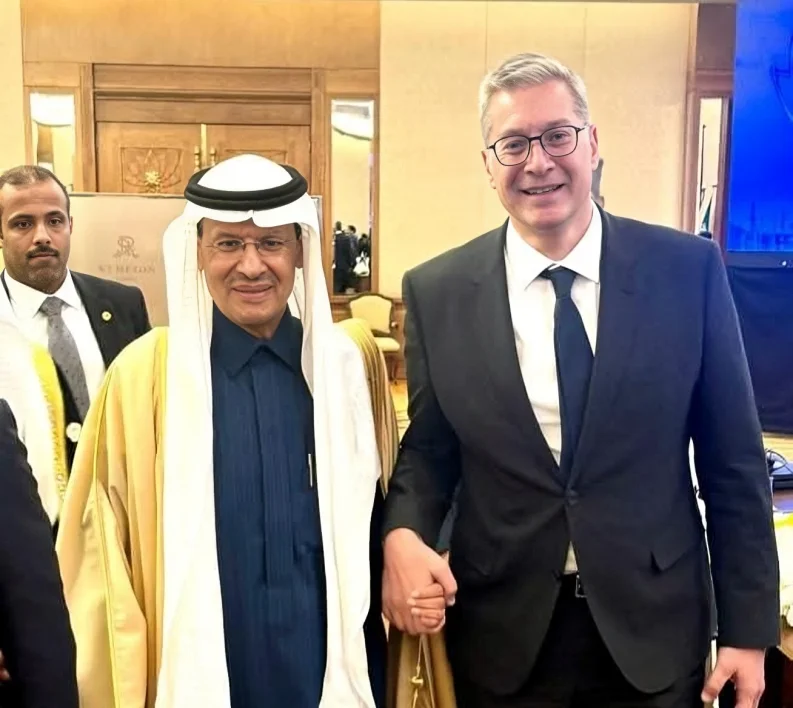 وزير البترول 