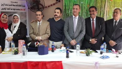 تكريم الزميل " أيمن درويش " لبلوغه قمة العطاء الوظيفي