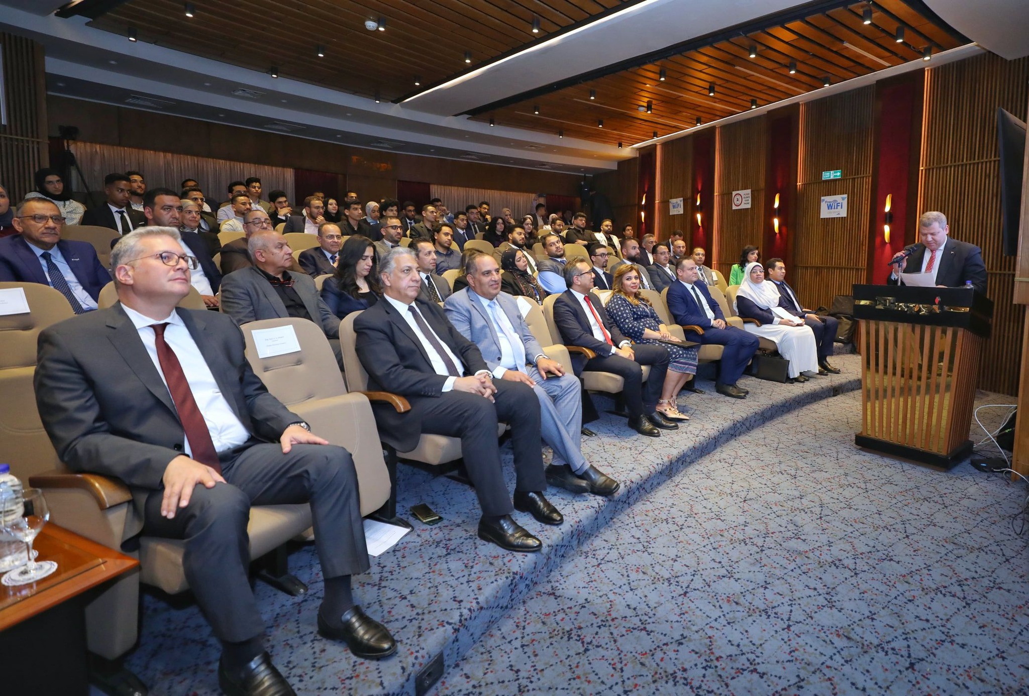 برنامج محاكاة الصناعة