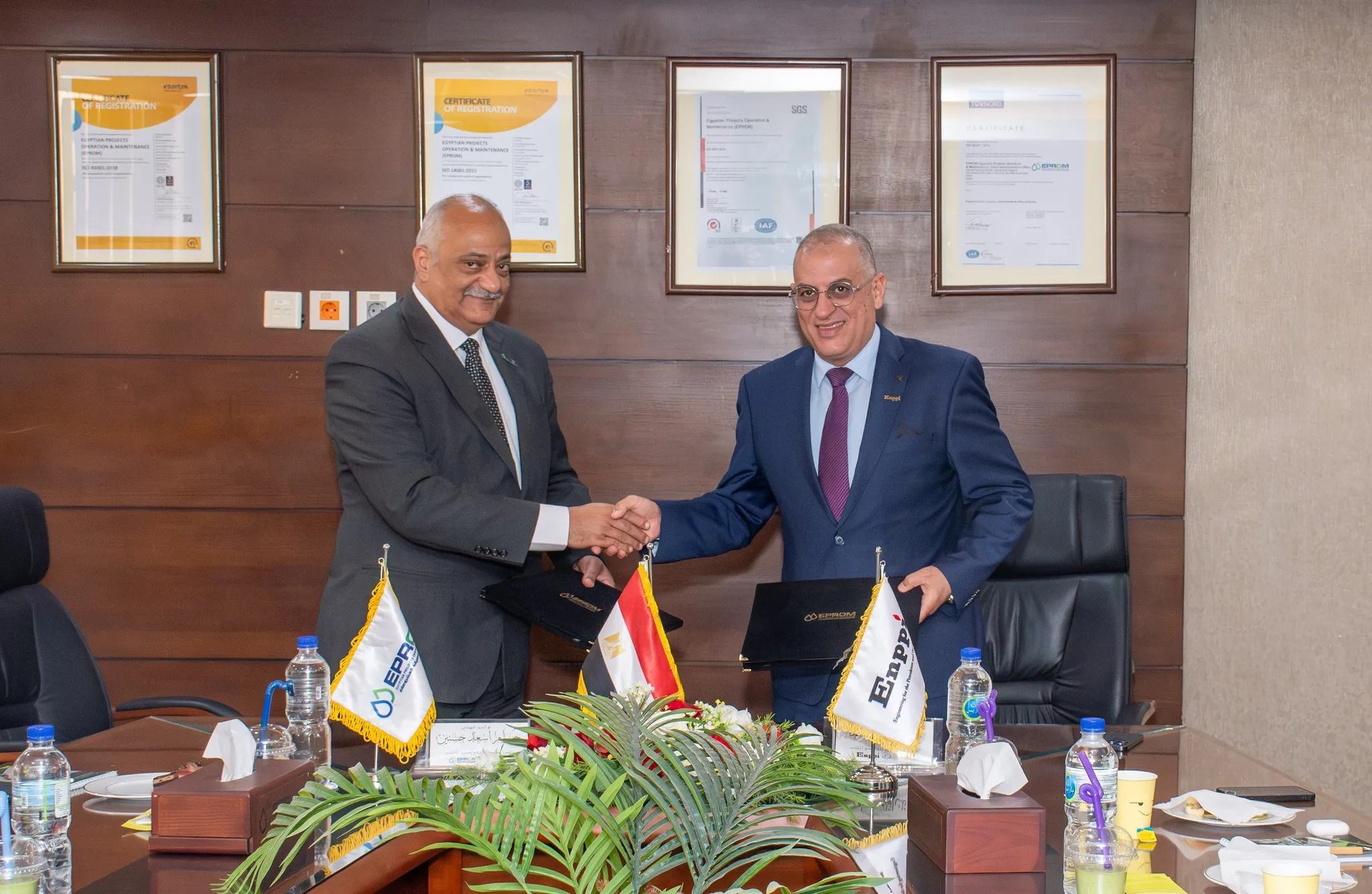 إنبى و إيبروم توقّعان اتفاقية تعاون في مجال المشروعات