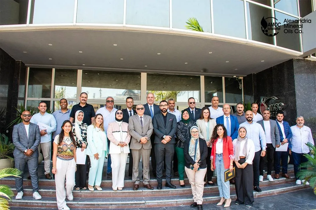 تعاون مثمر بين أموك و المنتور بيزنس لبناء قدرات العاملين 