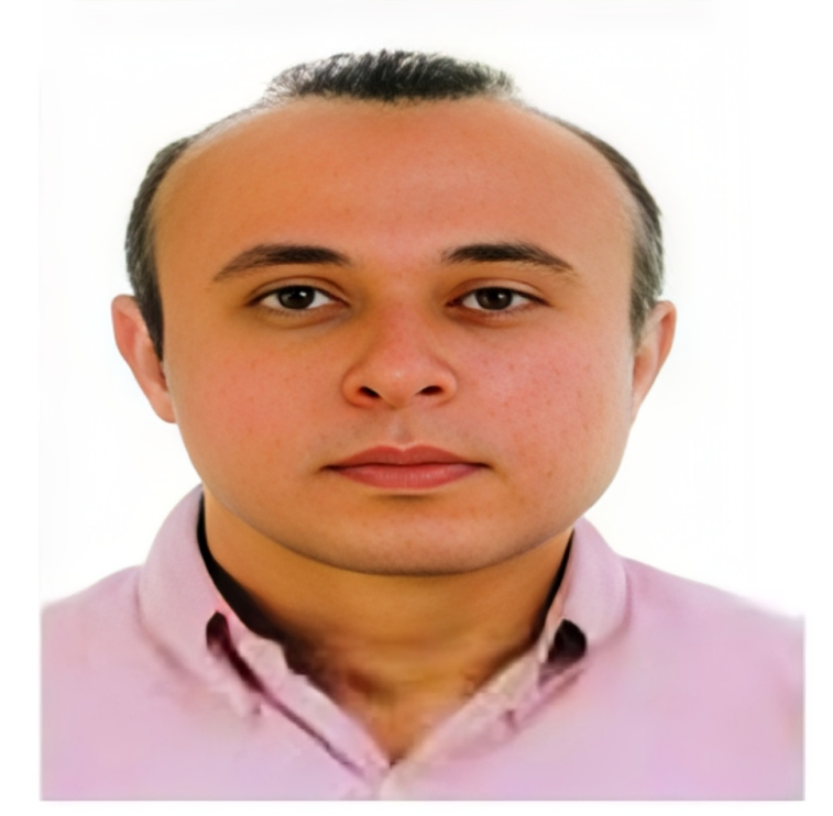السيد/ محمد سليمان سليمان إبراهيم داود مدير عام الإعلام بالإدارة المركزية للعلاقات الدولية والإعلام بوزارة البترول والثروة المعدنية