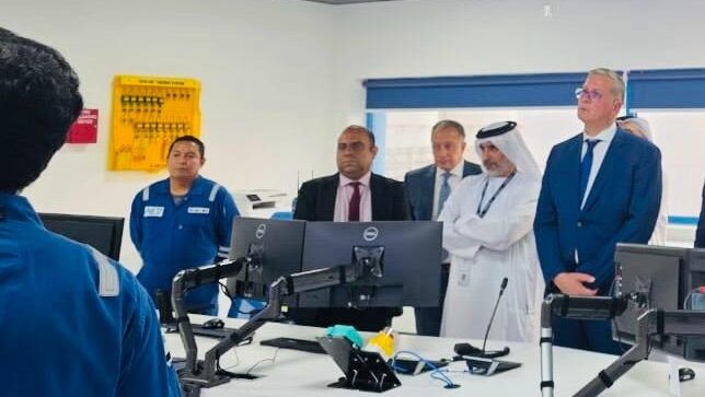 وزير البترول يبحث تعزيز التعاون مع مجموعة موانئ أبوظبي