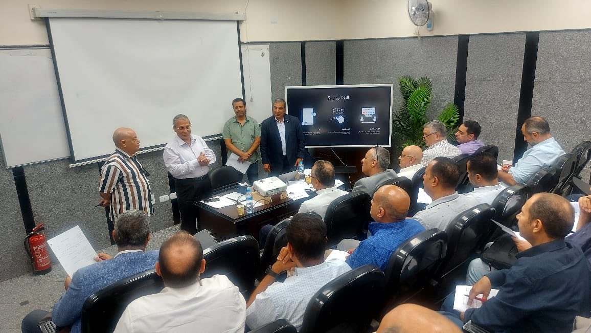 بتروسيف تنفذ برنامج "قيادة الصحة والسلامة والبيئة " للإدارة العليا بالتعاون للبترول