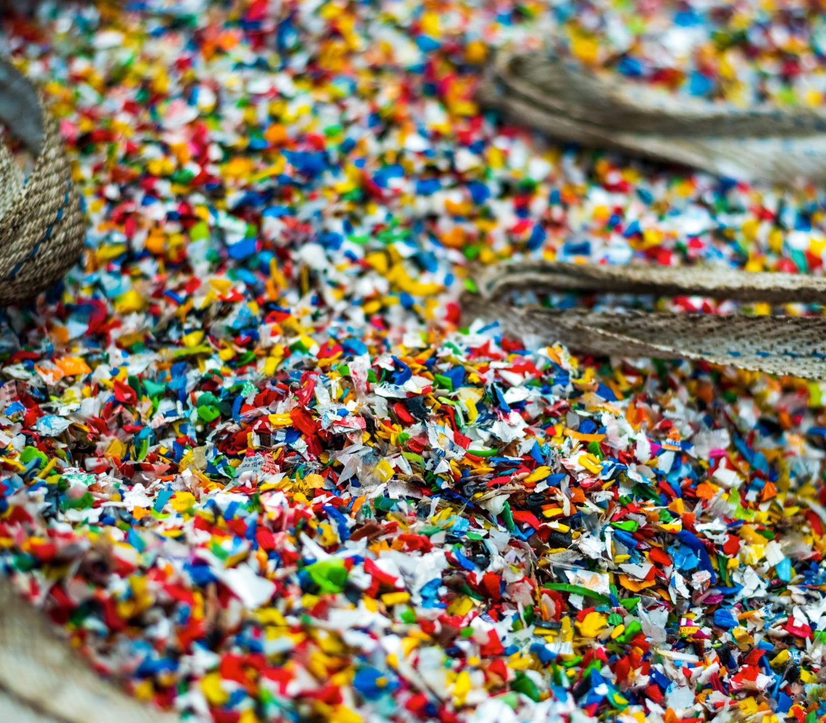 صناعة البولي إيثيلين ومشتقات الإيثيلين