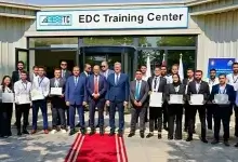 وزيرا البترول والعمل يُكرّمان أوائل خريجي دورات الحفر والخدمات البترولية