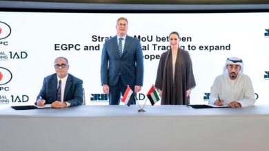 وزير البترول يشهد توقيع مذكرتي تفاهم مع شركة إماراتية في مجالي التمويل والتعدين