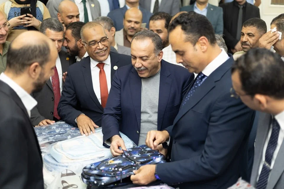 نقابة البترول تفتتح المعرض الرابع للمستلزمات المدرسية بأسيوط