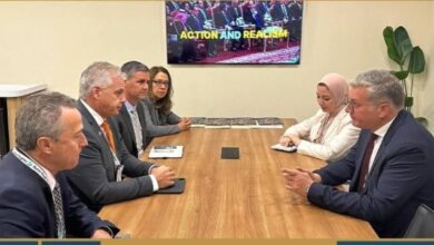 جانب من اجتماع وزير البترول ورئيس قطاع الغاز العالمي بشركة شيفرون العالمية