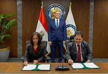 وزير البترول يشهد توقيع اتفاقية شراكة مع القطاع الخاص في مشروعات تصنيع الفوسفات