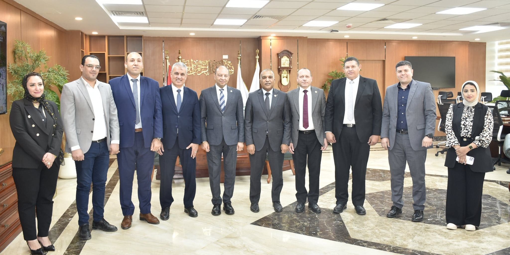 مودرن جاس تستقبل وفدًا من نقابة البترول لتعزيز التعاون النقابي