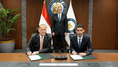 وزير البترول يشهد توقيع عقد حفر 5 آبار غاز جديدة لشركة بي بي البريطانية