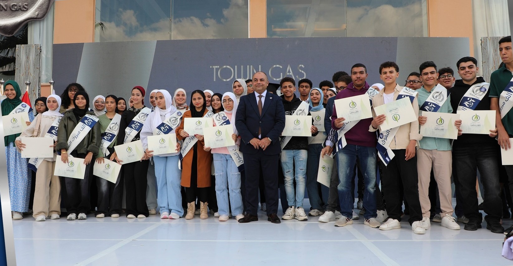 تاون جاس تحتفي بيوبيلها الفضي.. تكريم الرواد والعامل المثالى و الفرق الرياضية