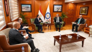 وزير البترول يستقبل السفير البريطاني بالقاهرة