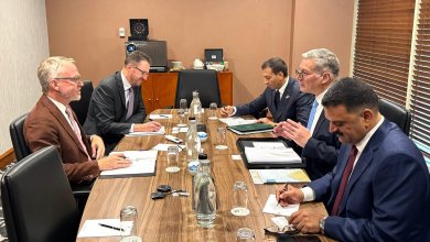 وزير البترول يبحث مع مدير مناجم غرب أستراليا نقل الممارسات التعدينية الناجحة إلى مصر