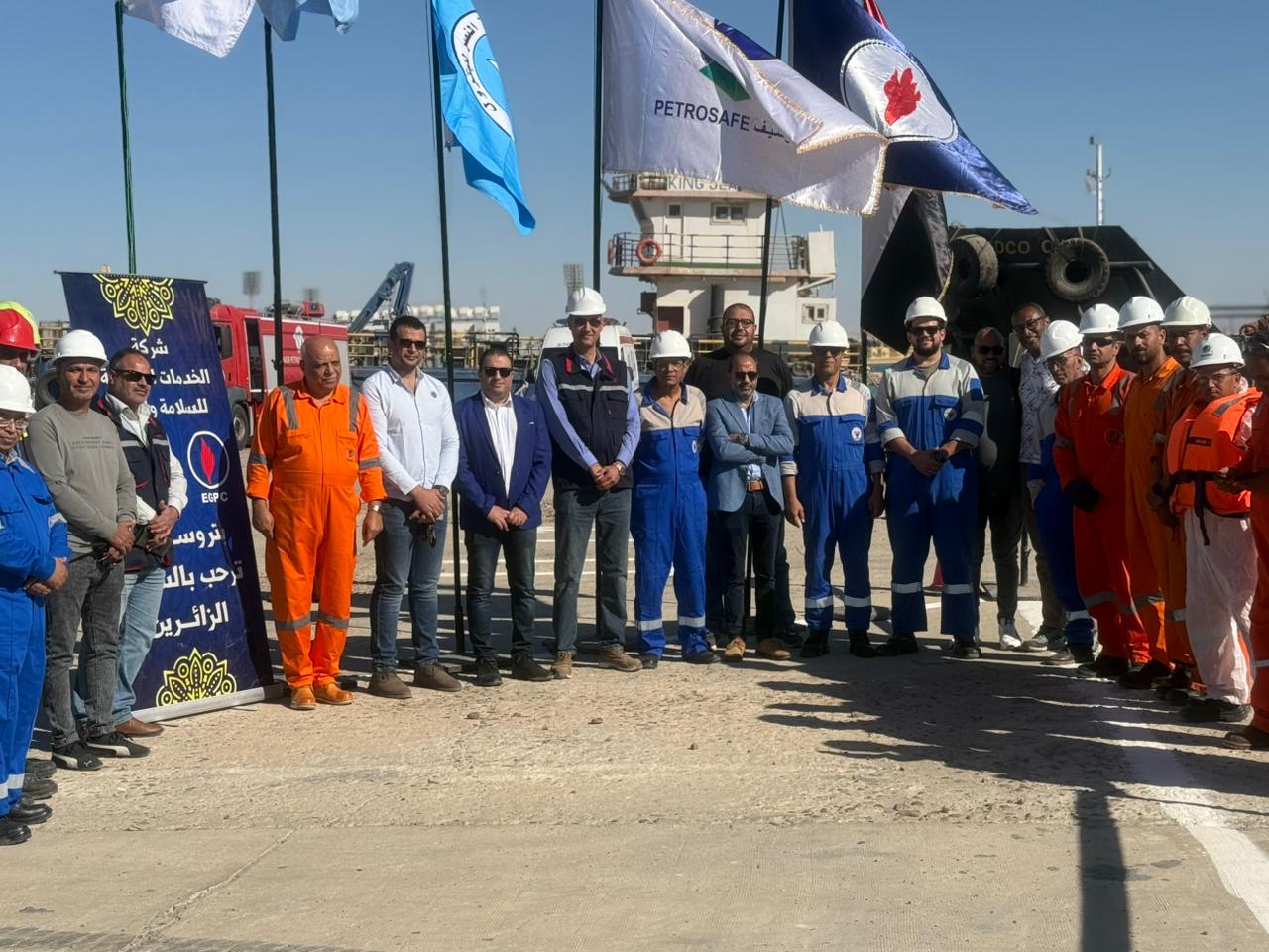 بتروسيف تنظم مناورة لمكافحة التلوث البحري بمشاركة بتروتريد والنصر والسويس 