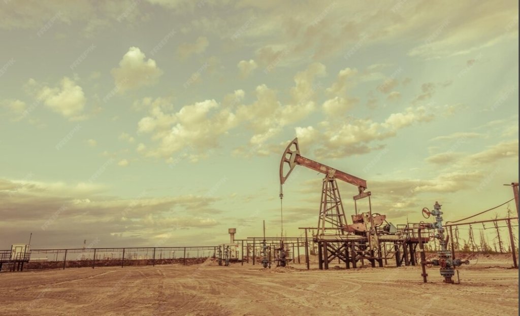 حقول النفط البرية