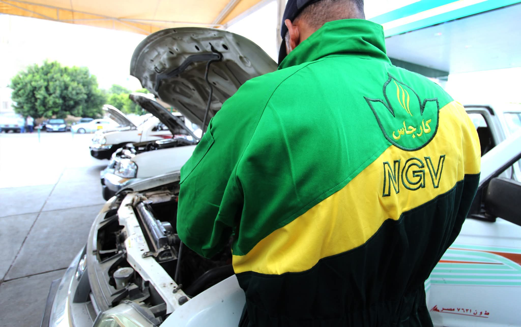 كارجاس تنفذ مشروع تحويل أسطول سيارات «التعاون للبترول» للغاز الطبيعي