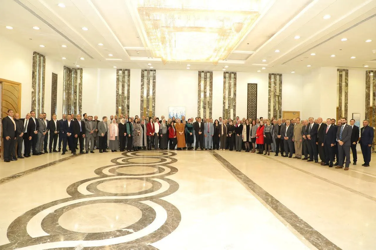 خدمات البترول البحرية تعقد اجتماعها الربع السنوي الثالث لعام 2025