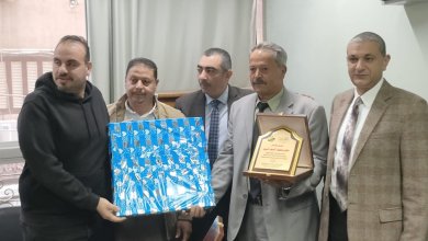 تكريم الزميلين خليل علم الدين ومحب العربي لبلوغهما قمة العطاء الوظيفي