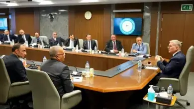 وزير البترول يعقد اجتماعًا لبحث تطوير منظومة الرعاية الصحية للعاملين بالقطاع