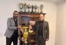رئيس بتروتريد يكرم الزميل أحمد القاضي على قيادة منتخب مصر للفوز بكأس العالم للميني فوتبول