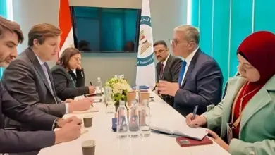 وزير البترول يبحث مع البنك الدولي تعزيز التعاون في قطاع التعدين