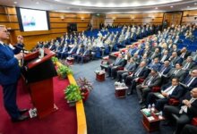 وزير البترول يعقد لقاءً موسعًا مع قيادات قطاعي البترول والتعدين ورؤساء الشركات