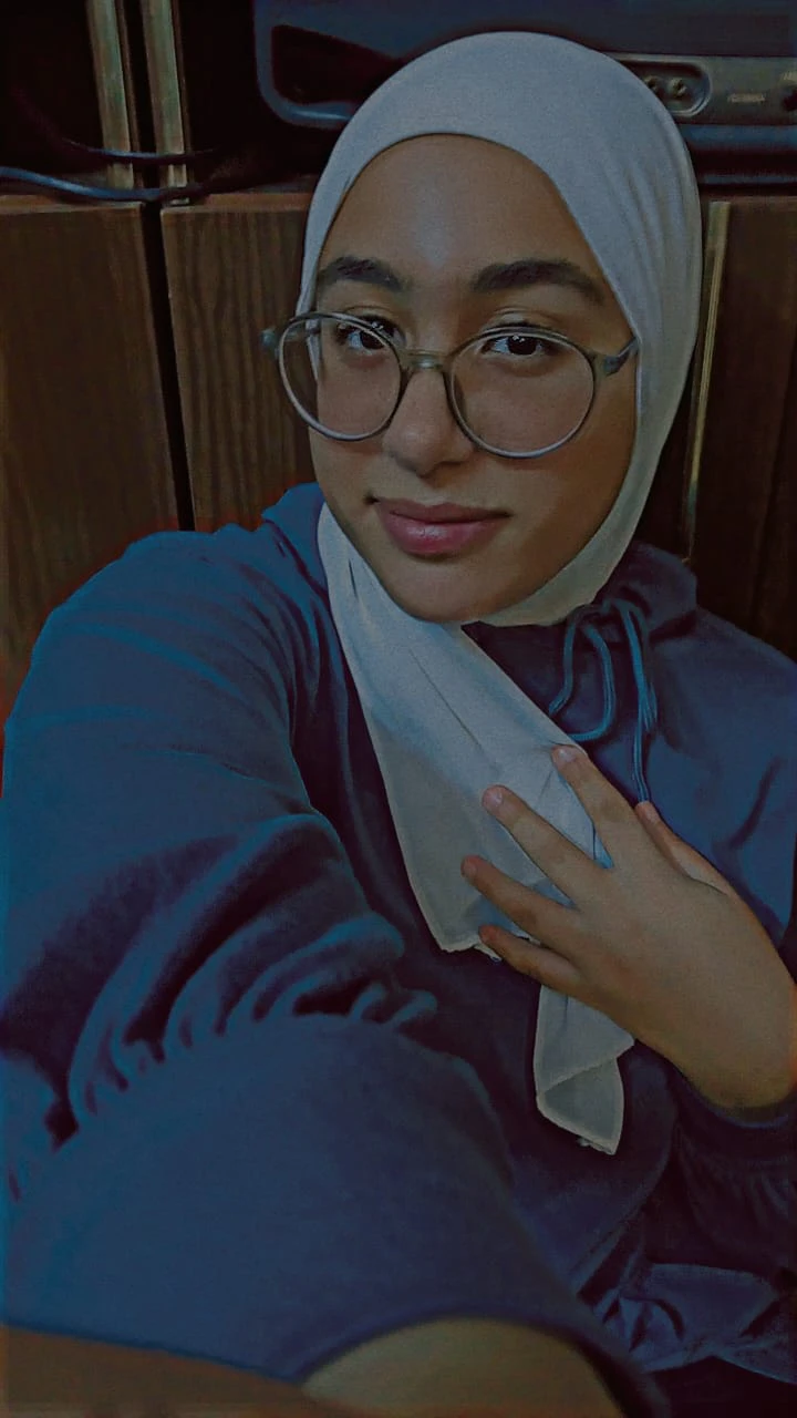 حنين عمرو زكريا 