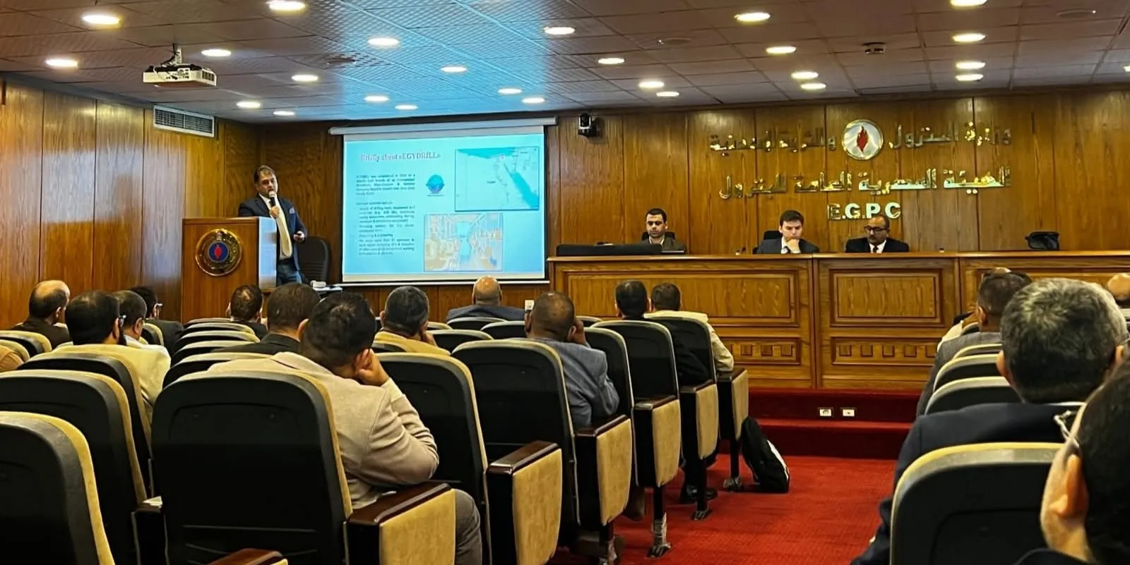 هيئة البترول تستضيف ورشة عمل متخصصة لعرض أحدث تكنولوجيات حفر الآبار وزيادة الإنتاج