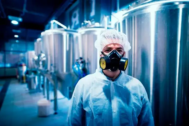 تصنيع البوليمرات باستخدام تكنولوجيا البتروكيماويات