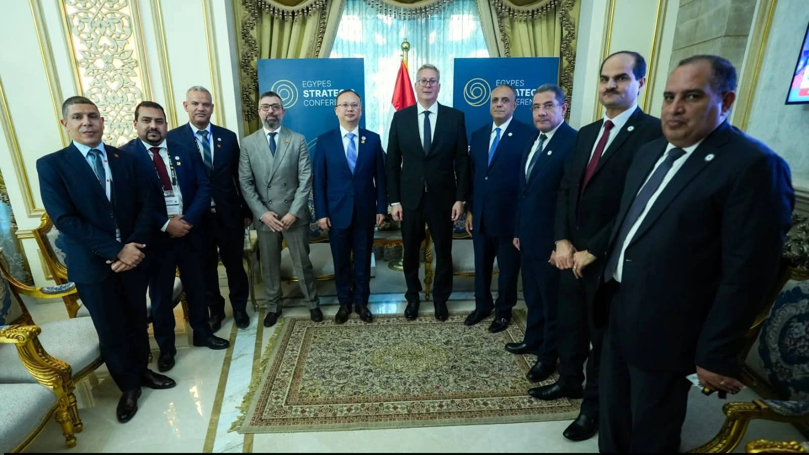 وزير البترول يبحث مع «يونايتد إنرجي» تسريع الحفر والتوسع في الطاقة الشمسية