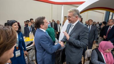 وزير البترول يتفقد أجنحة الشركات المشاركة في «إيجبس 2026»