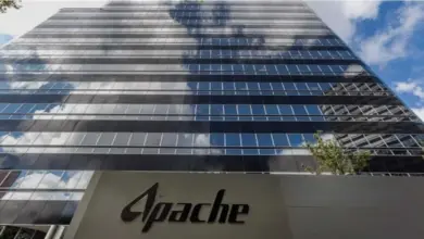 أباتشي تضيف 26 مليون قدم مكعب غاز و2700 برميل متكثفات يوميًا من كشف جديد بالصحراء الغربية