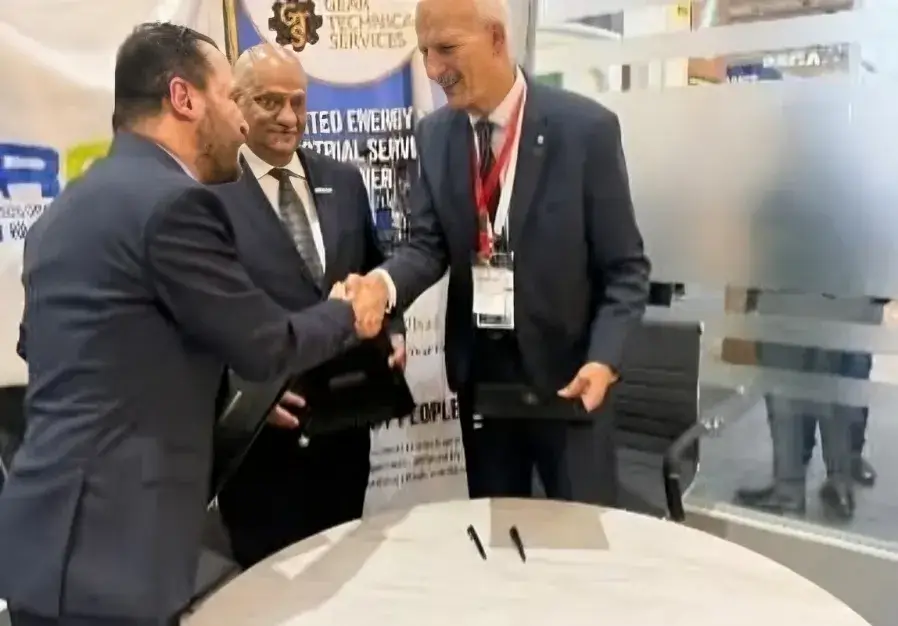 إيبروم ومونارك توقّعان عقدًا لإعادة تكرير وتدوير الزيوت المعدنية