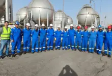 رئيس بتروجاس يتفقد مصنع الشركة بالقطامية