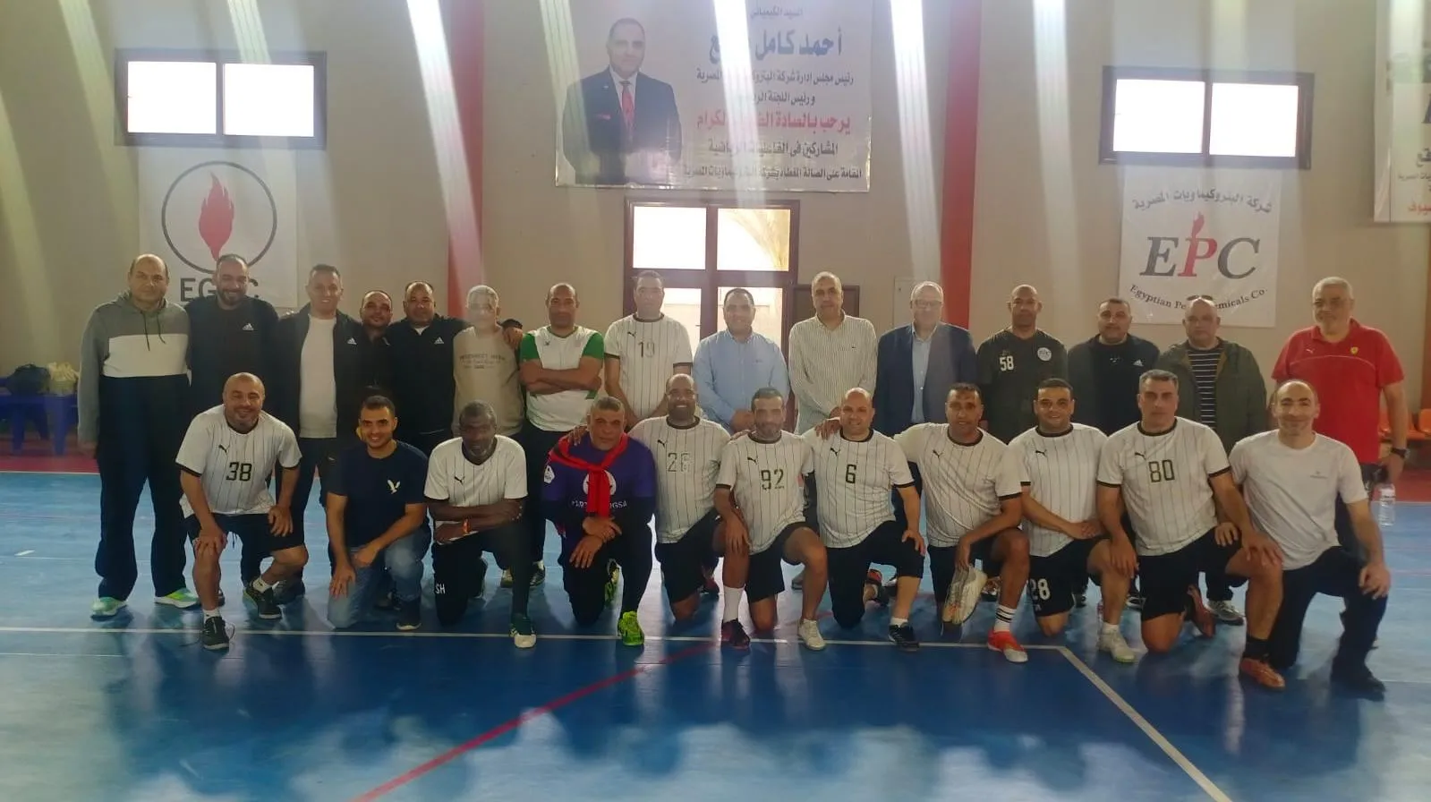 البتروكيماويات المصرية لكرة القدم الخماسية يتوج بطلاً لدوري البترول