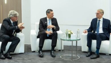 وزير البترول يبحث مع «إنرجين اليونانية» زيادة الاستثمارات في استكشاف وإنتاج الغاز بالبحر المتوسط