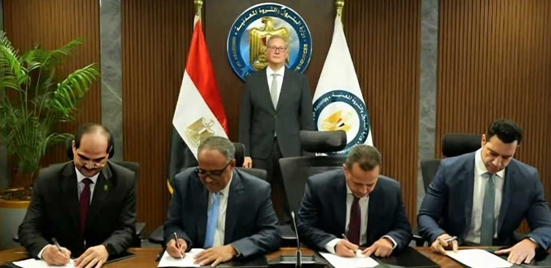 وزير البترول يشهد توقيع مذكرة اتفاق مع بي بي وهاربور إنرجي لتعزيز الإنتاج